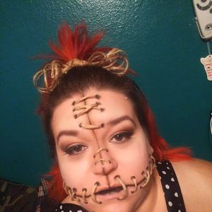 Meet your Posher, Maria